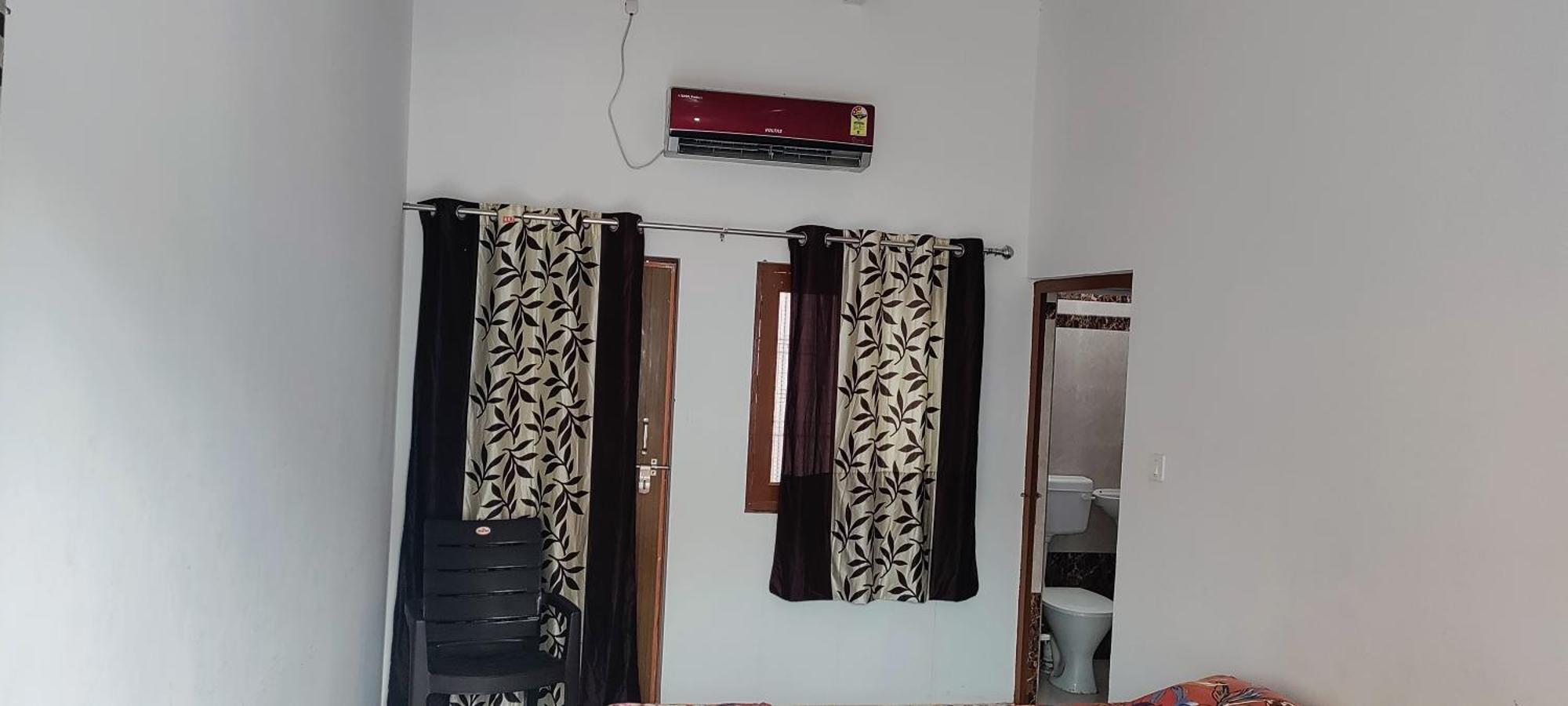 Nidhivan HomeStay Vrindāvan Kamer foto